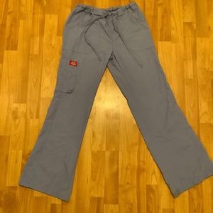 Dickies scrub set